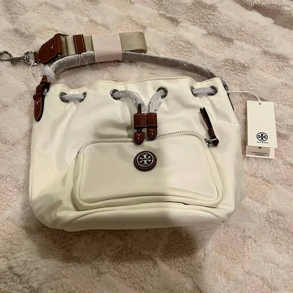Tory Burch Virginia Bucket Bag - Picture 1 of 10
